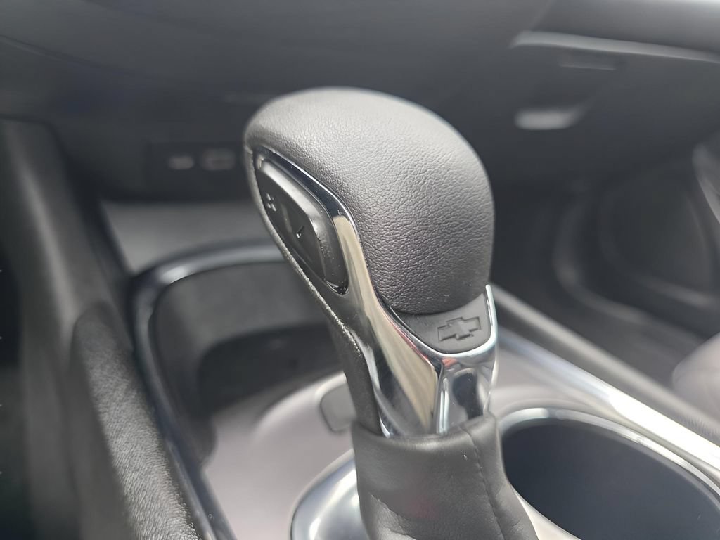 Used 2023 Chevrolet Malibu LT FWD image 24