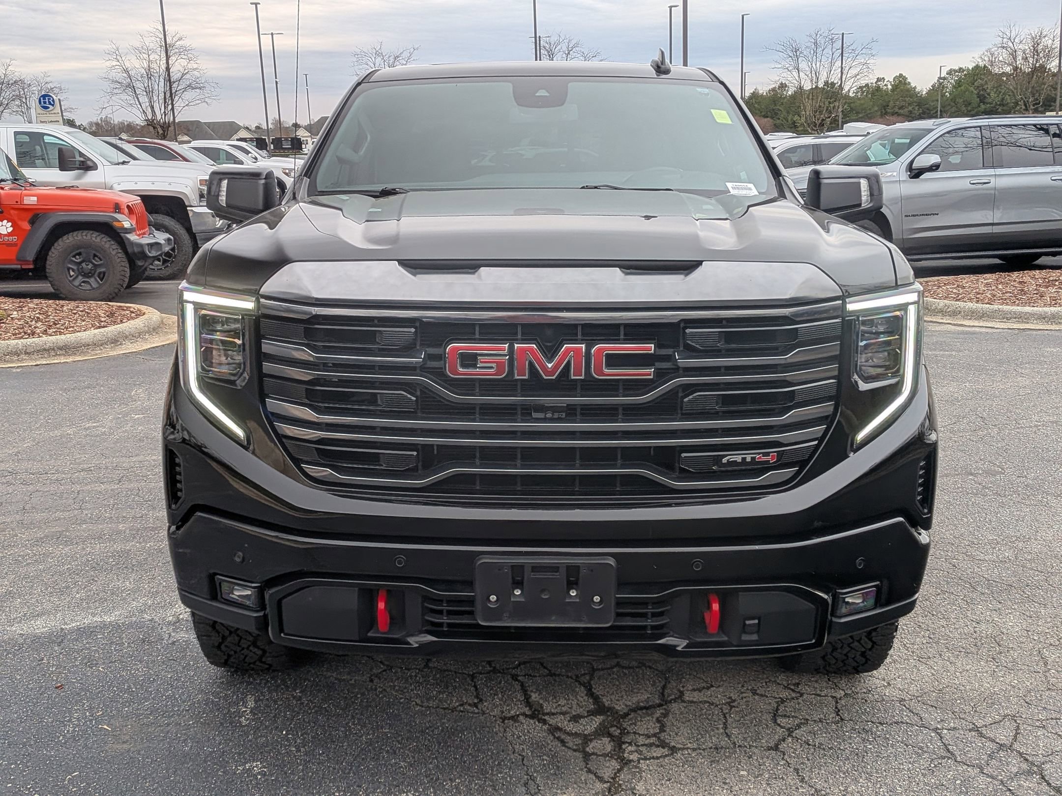 Certified 2023 GMC Sierra 1500 AT4 w/ AT4 Premium Package image 3