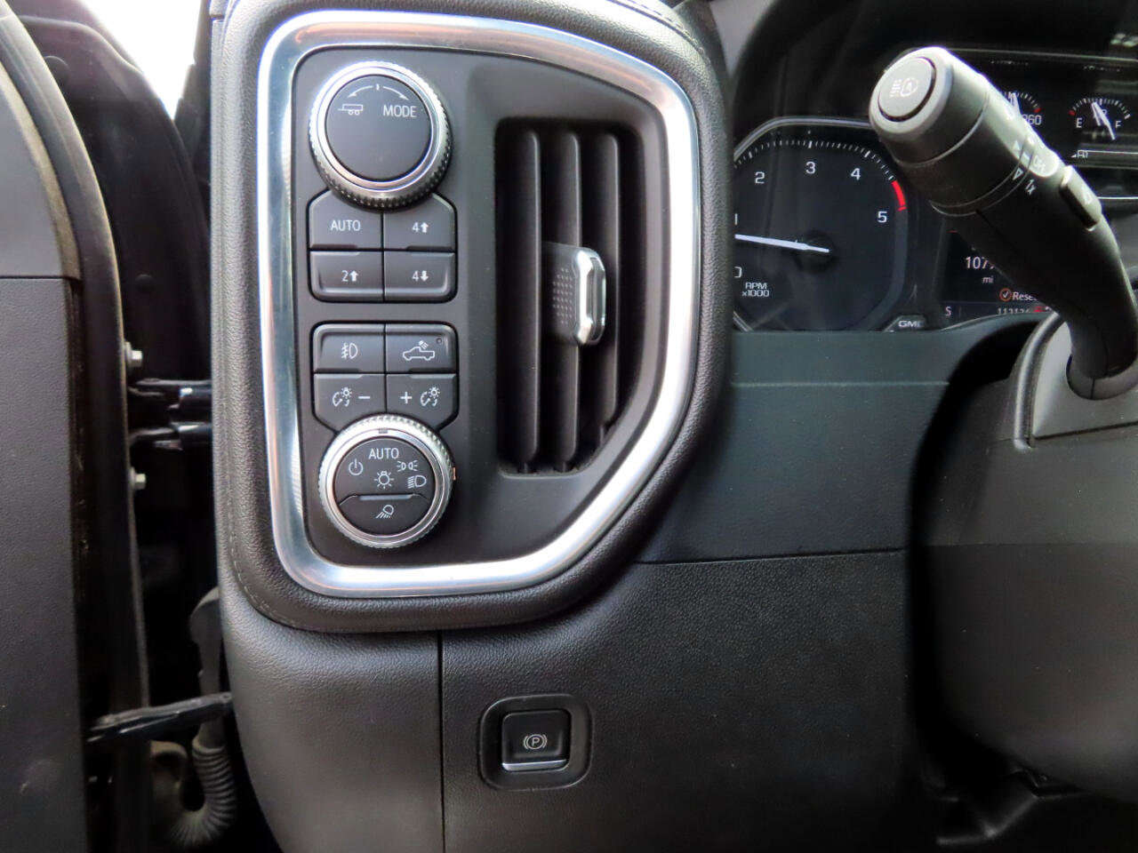 Used 2020 GMC Sierra 2500 SLT w/ SLT Premium Plus Package image 30