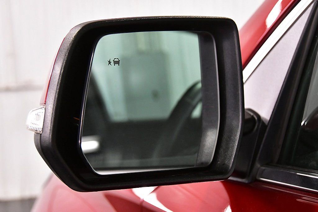 Used 2023 Chevrolet Traverse LT w/ LPO, Floor Liner Package image 13