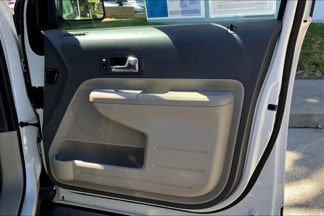 Used 2010 Ford Edge SEL image 23