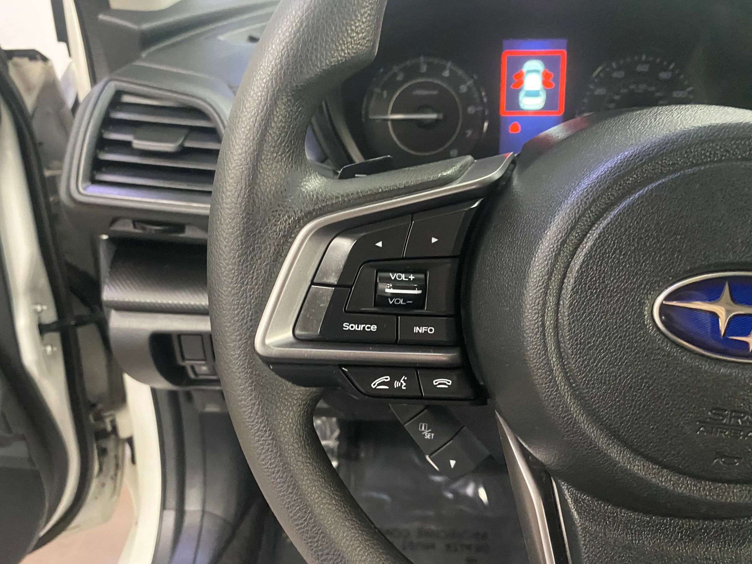 Used 2023 Subaru Impreza 2.0i Premium image 15