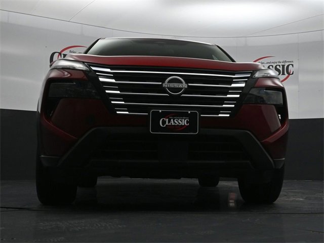 Used 2024 Nissan Rogue SV image 28