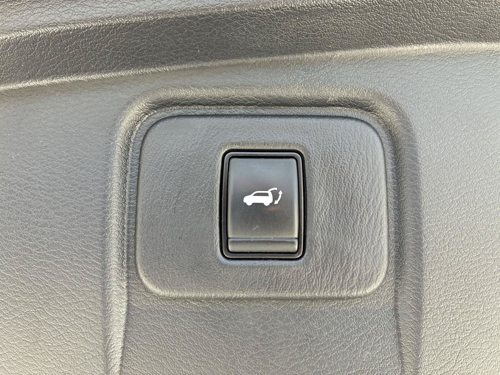 Used 2023 Nissan Murano Platinum AWD/4WD image 13