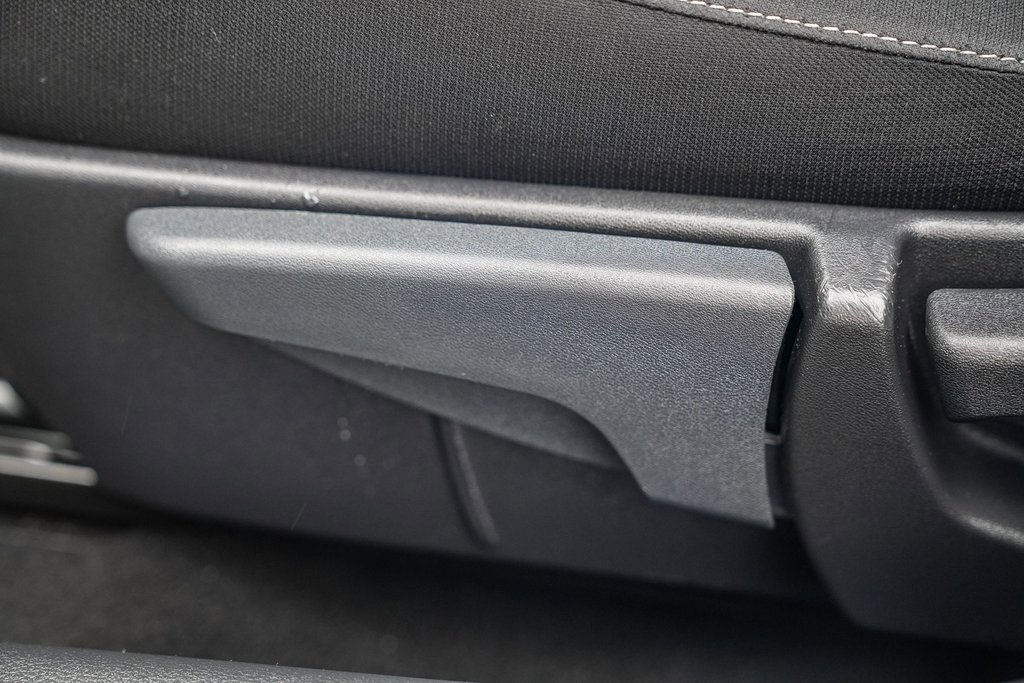 Used 2025 Nissan Sentra SV w/ All-Weather Package image 20