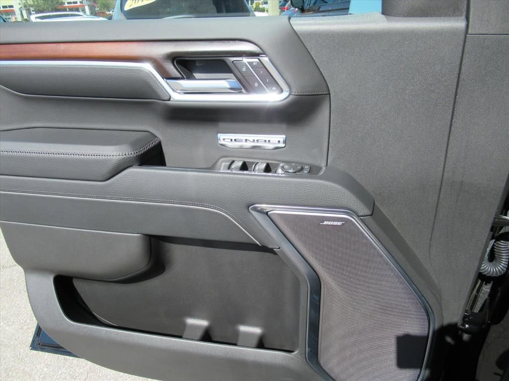 New 2026 GMC Sierra 1500 Denali w/ Denali Reserve Package AWD/4WD image 19