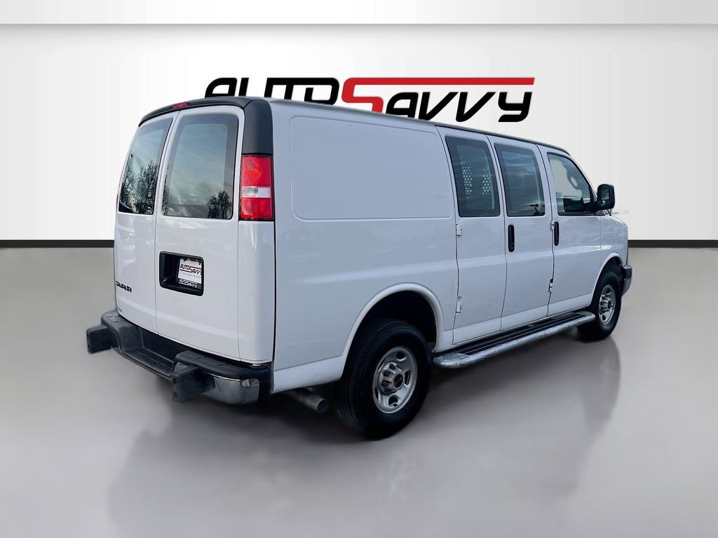 Used 2024 GMC Savana 2500 w/ Driver Convenience Package image 7