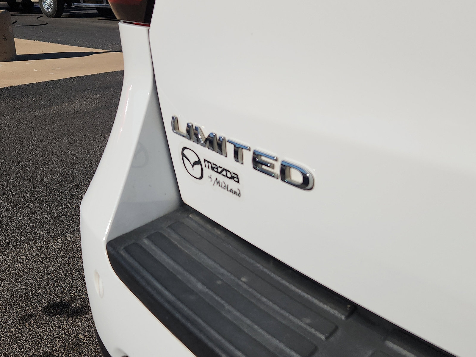 Used 2024 Ford Expedition Limited image 10