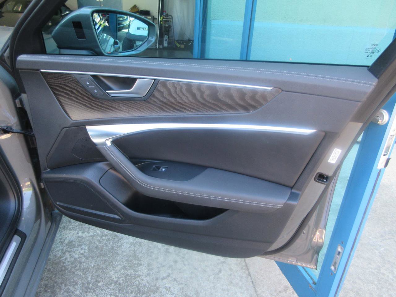 Used 2023 Audi A6 Premium Plus w/ Premium Plus Package image 22