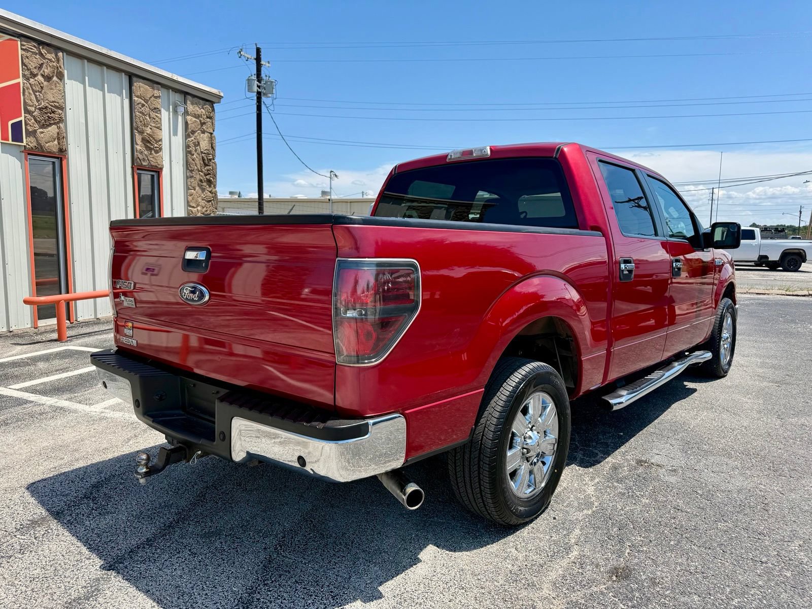 Used 2010 Ford F150 XLT RWD image 3