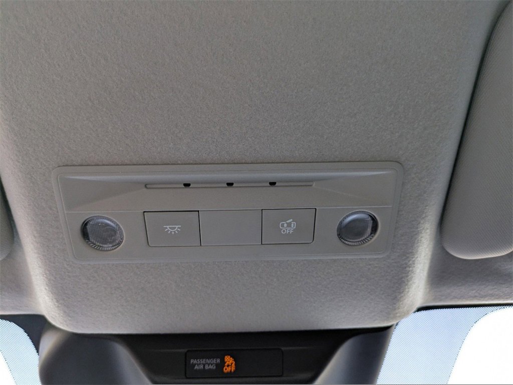 New 2025 Nissan Kicks SV w/ Charging Package image 27