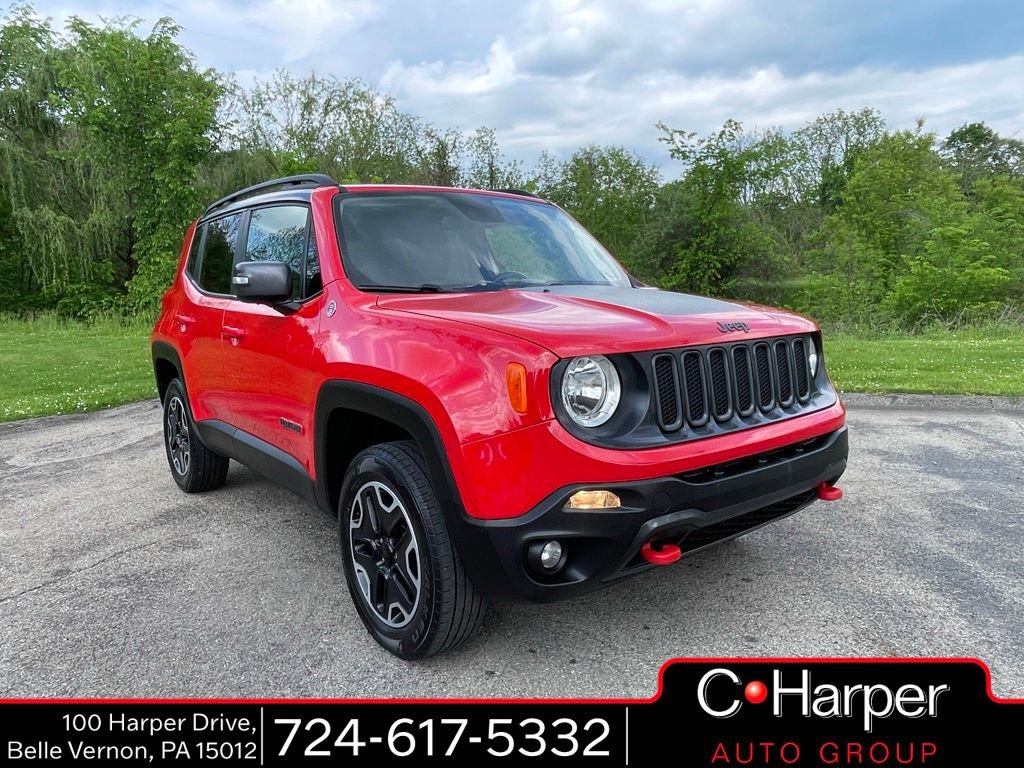 Used 2017 Jeep Renegade Trailhawk w/ Premium Trailhawk Package AWD/4WD video 1