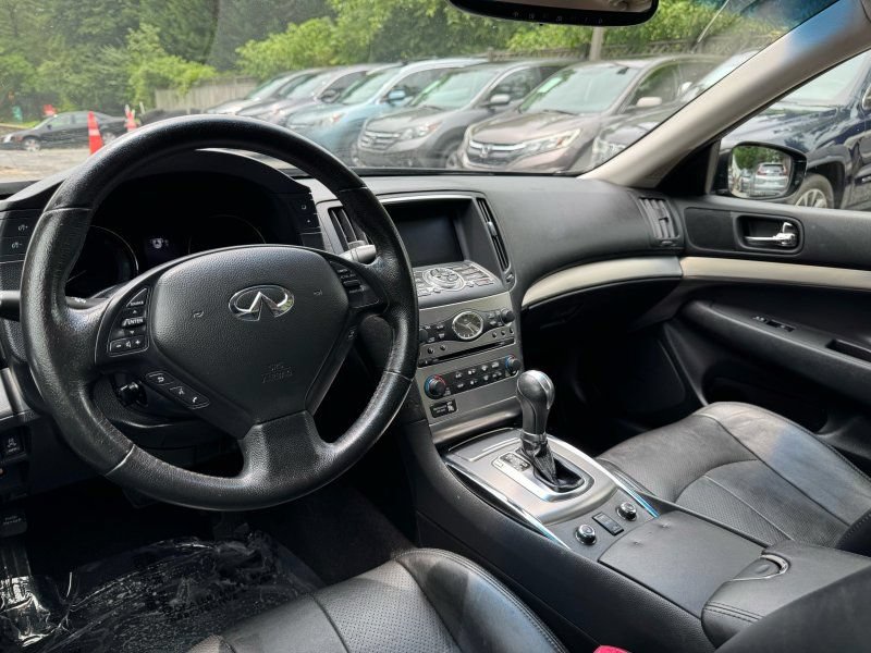 Used 2011 INFINITI G37 x Sedan w/ Premium Pkg AWD/4WD image 14