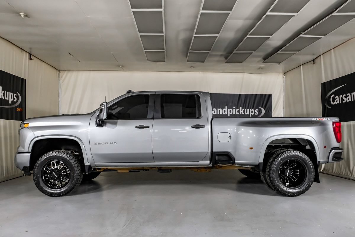 Used 2024 Chevrolet Silverado 3500 W/T AWD/4WD image 12