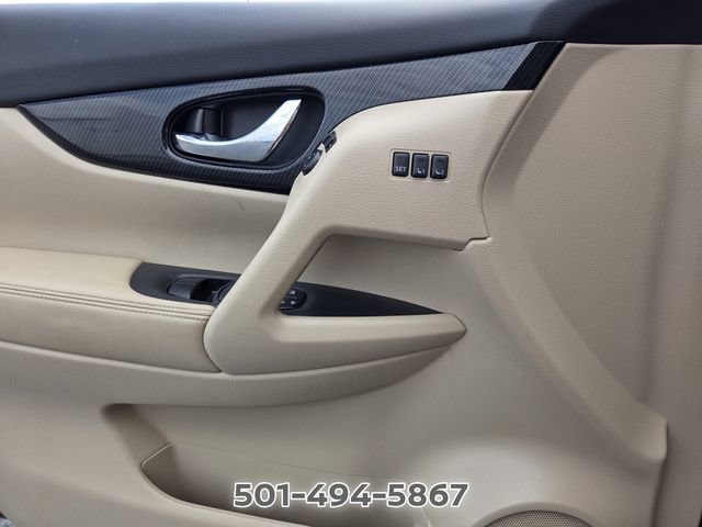 Used 2020 Nissan Rogue SL w/ Premium Package FWD image 26