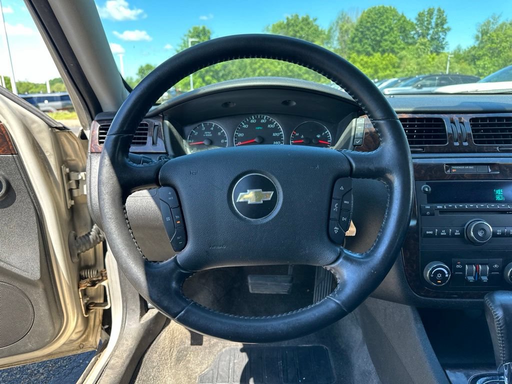 Used 2012 Chevrolet Impala LT w/ LT Sunroof Package FWD image 39