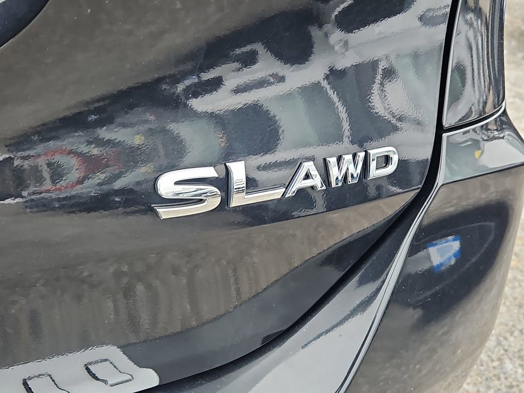 Used 2017 Nissan Rogue SL image 12