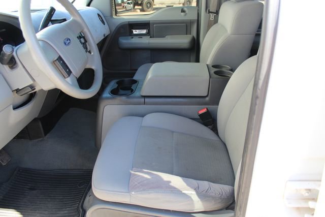 Used 2006 Ford F150 XLT image 8