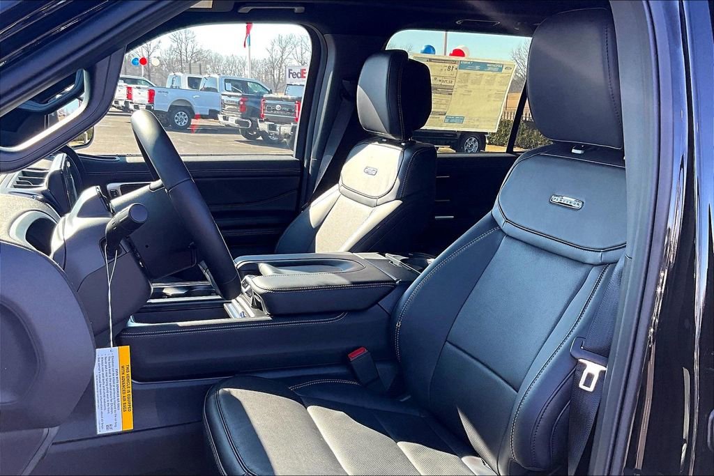 New 2026 Ford Expedition Platinum w/ Stealth Appearance Package image 9