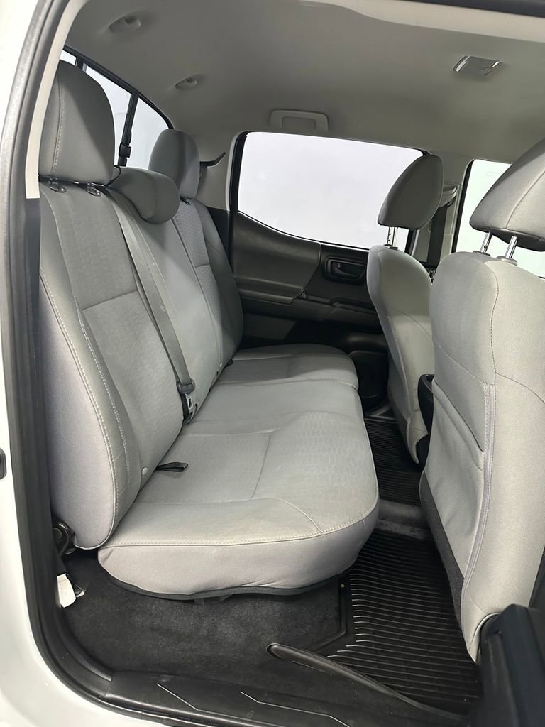 Used 2018 Toyota Tacoma SR w/ SR Convenience Package image 28