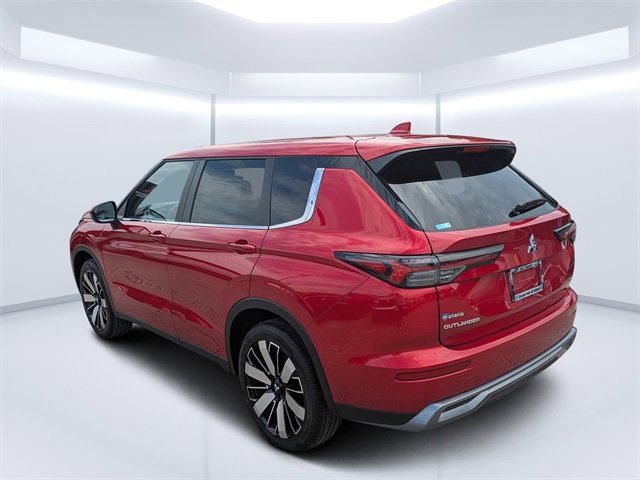 New 2025 Mitsubishi Outlander SE image 5