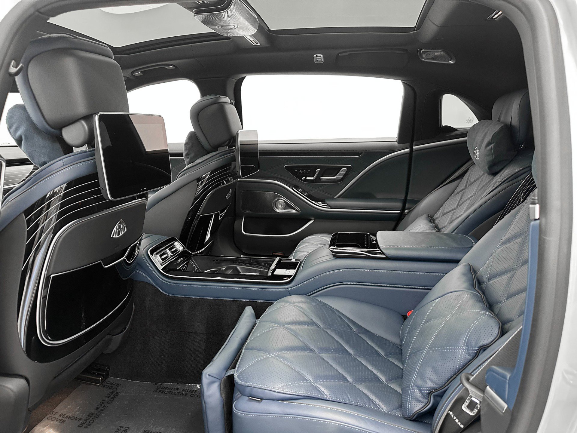 Used 2024 Mercedes-Benz Maybach S 680 4MATIC image 28