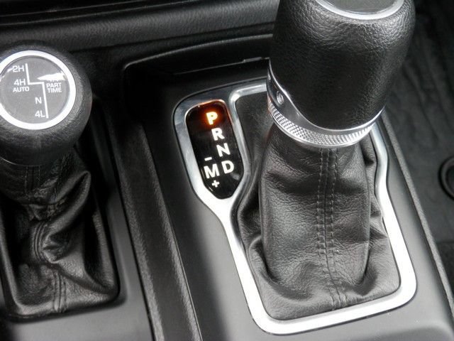 Used 2023 Jeep Gladiator Sport AWD/4WD image 29