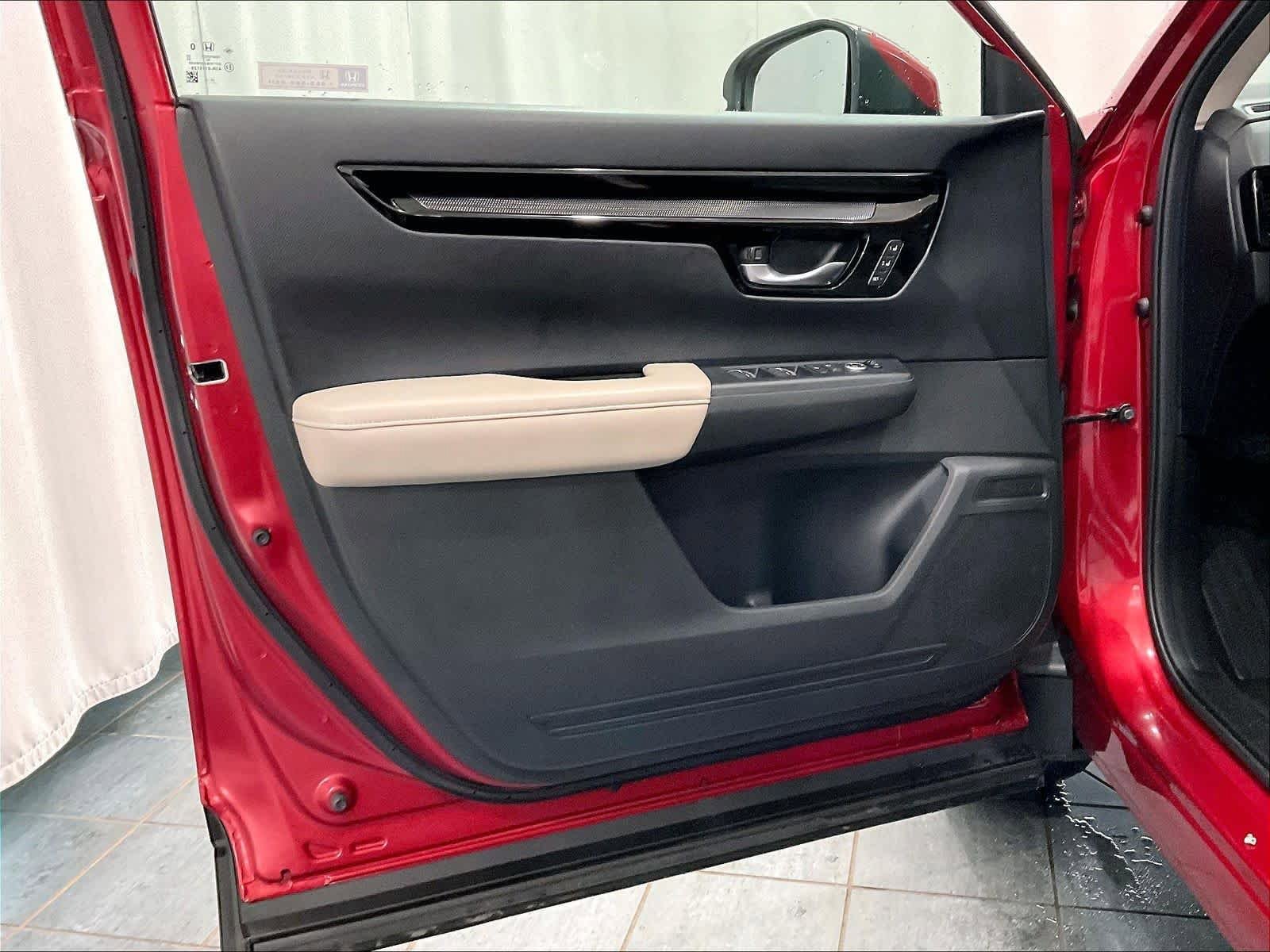 Used 2024 Honda CR-V EX-L image 9