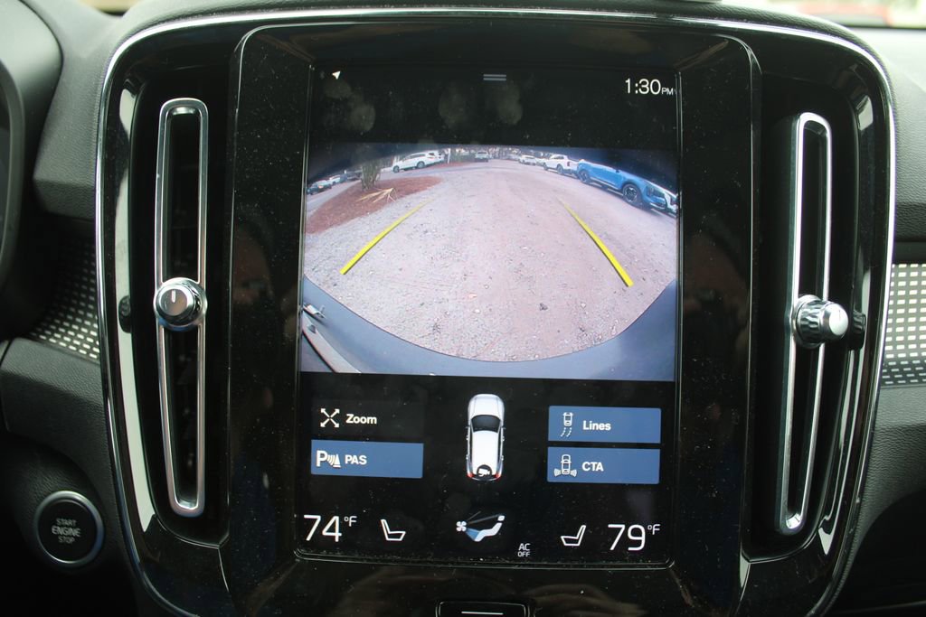 Used 2021 Volvo XC40 T5 R-Design image 43