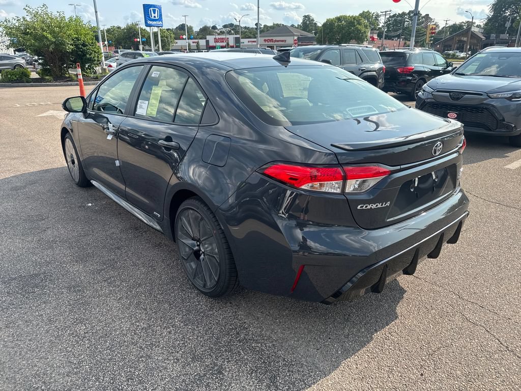 New 2026 Toyota Corolla SE w/ SE Premium Package AWD/4WD image 5