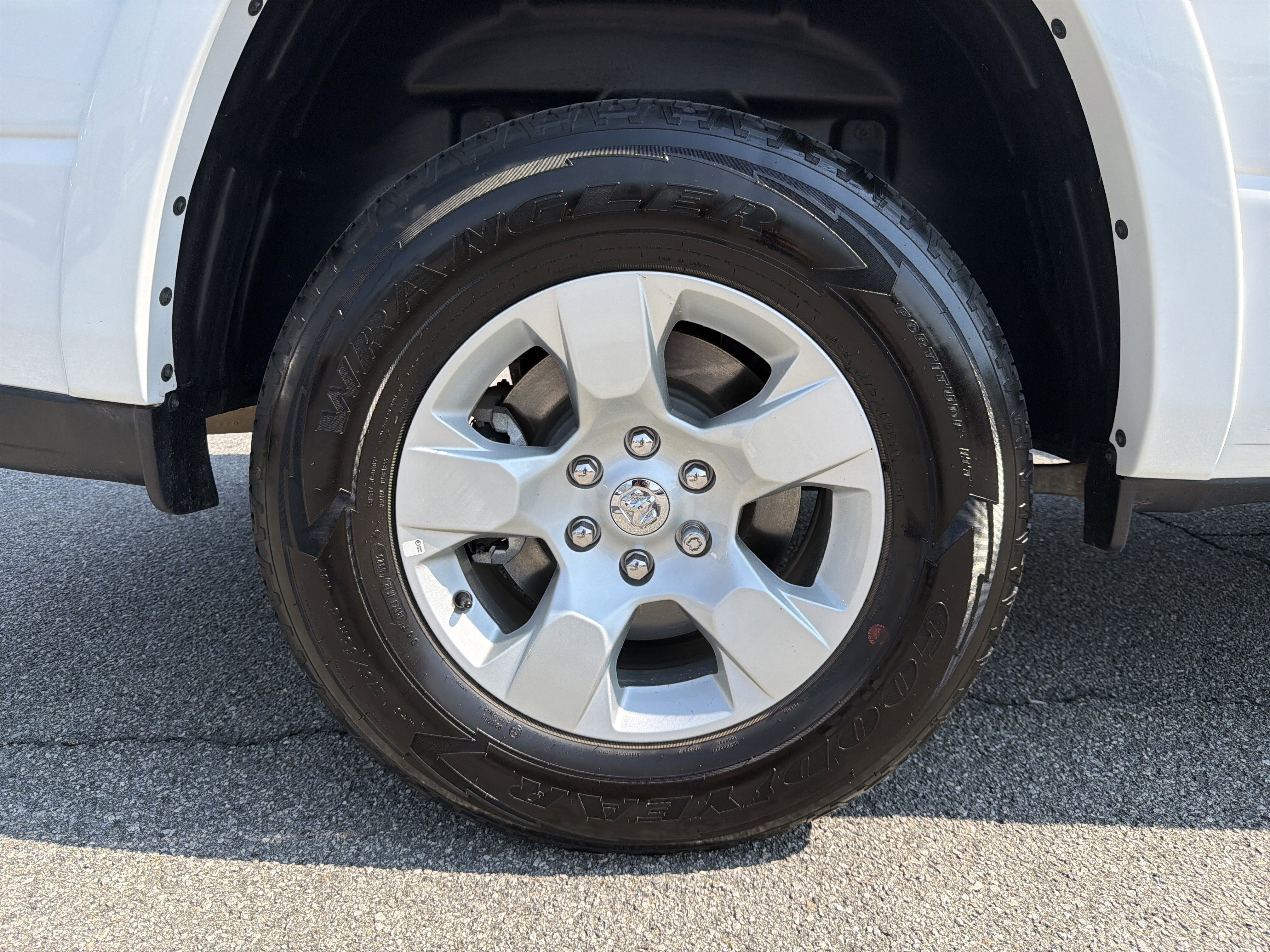 Used 2025 RAM 1500 Big Horn image 28