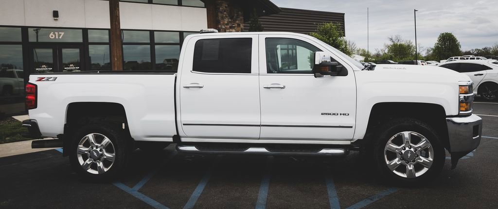 Used 2018 Chevrolet Silverado 2500 LTZ w/ Duramax Plus Package AWD/4WD image 29