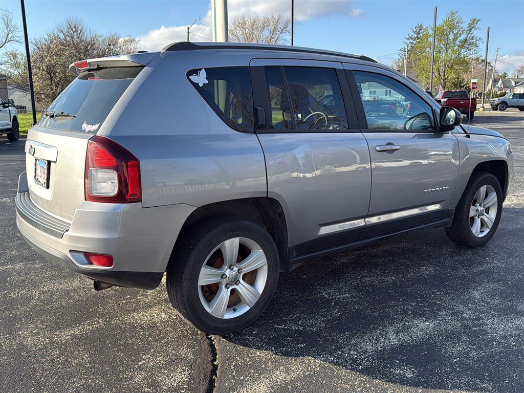 Used 2016 Jeep Compass Sport w/ Power Value Group image 4
