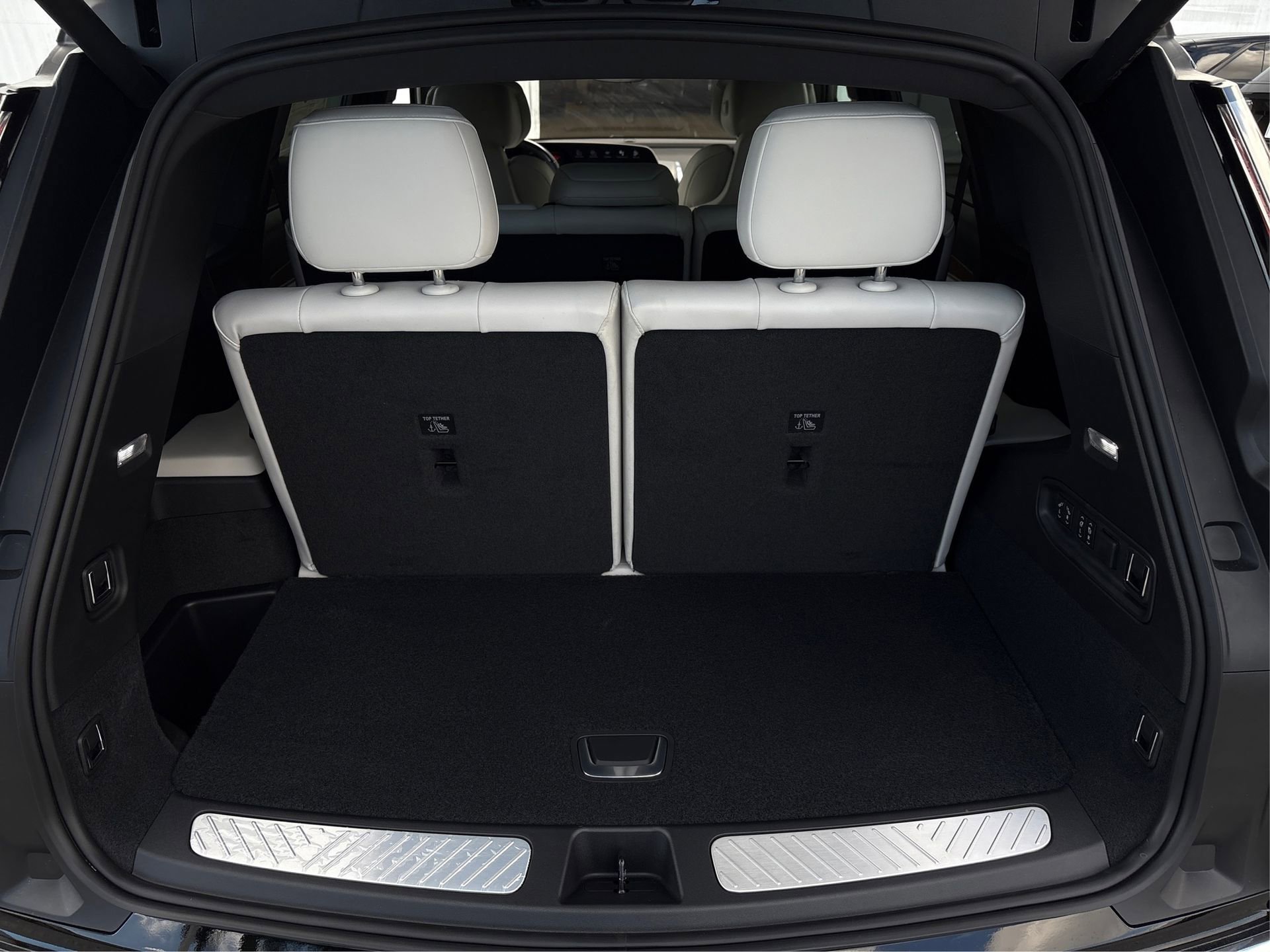 New 2026 Cadillac Vistiq Luxury image 11