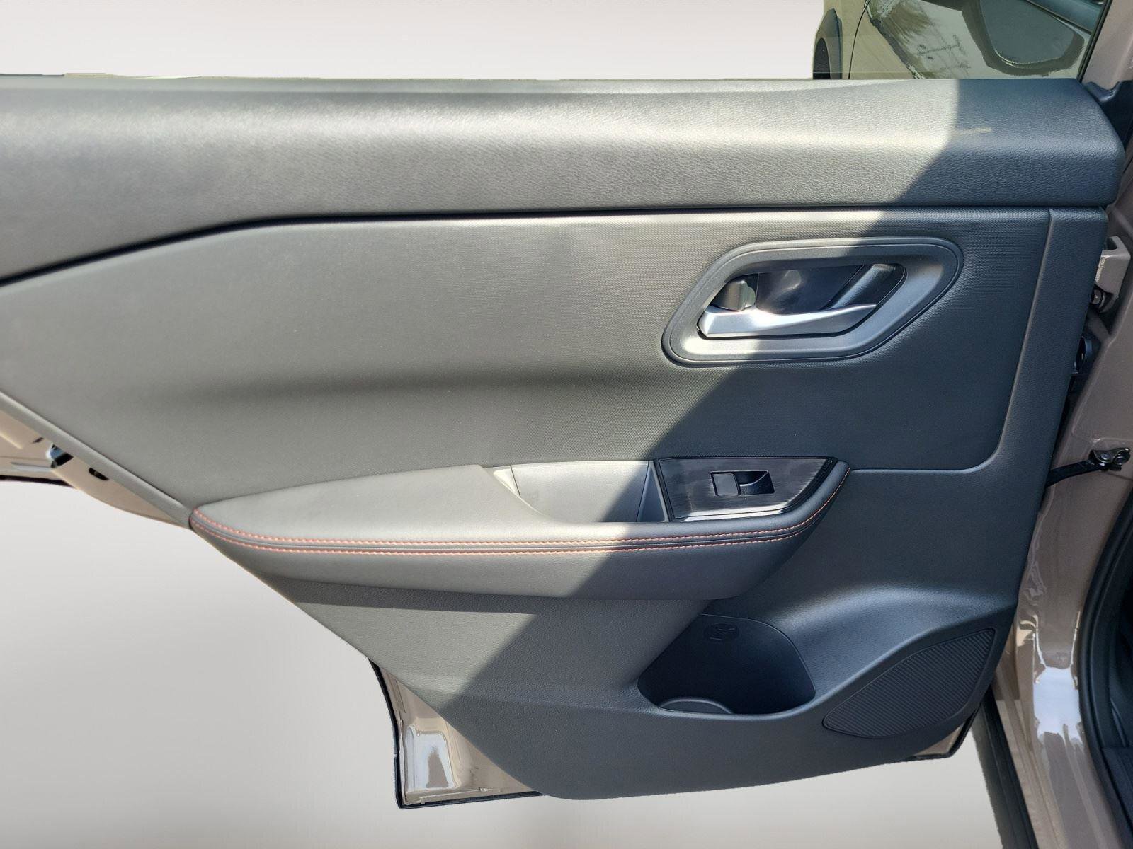 New 2026 Nissan Rogue SV w/ Rock Creek Premium Package AWD/4WD image 18