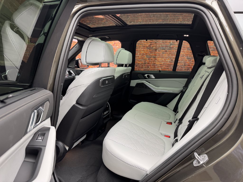 Certified 2026 BMW X5 xDrive40i AWD/4WD image 25