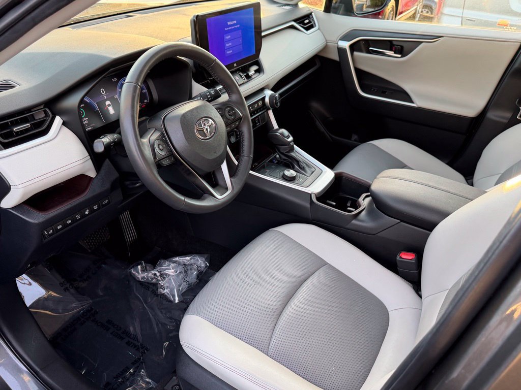 Used 2023 Toyota RAV4 Limited AWD/4WD image 11