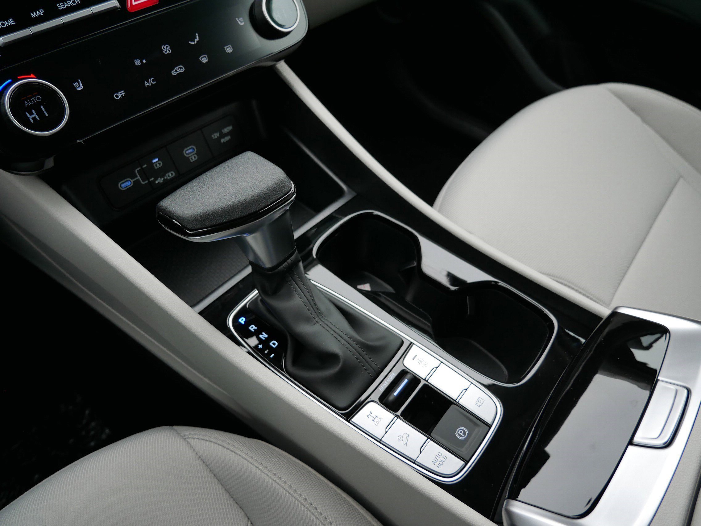 New 2026 Hyundai Tucson SEL image 14