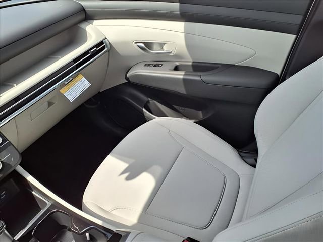 New 2025 Hyundai Tucson SE image 15