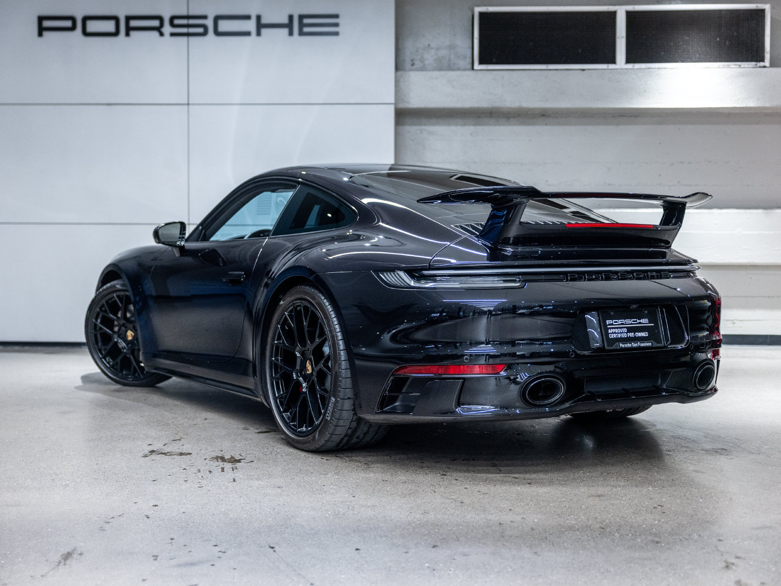 Certified 2024 Porsche 911 Carrera S RWD image 3