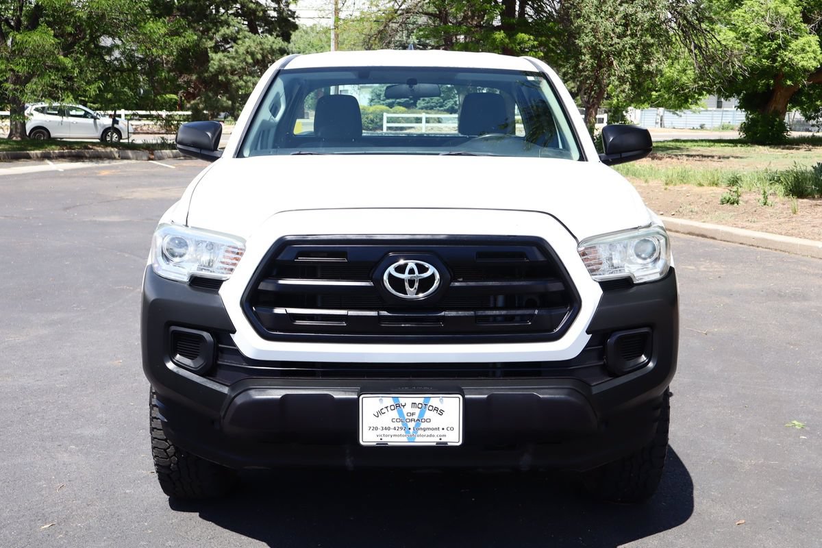 Used 2016 Toyota Tacoma SR AWD/4WD image 14