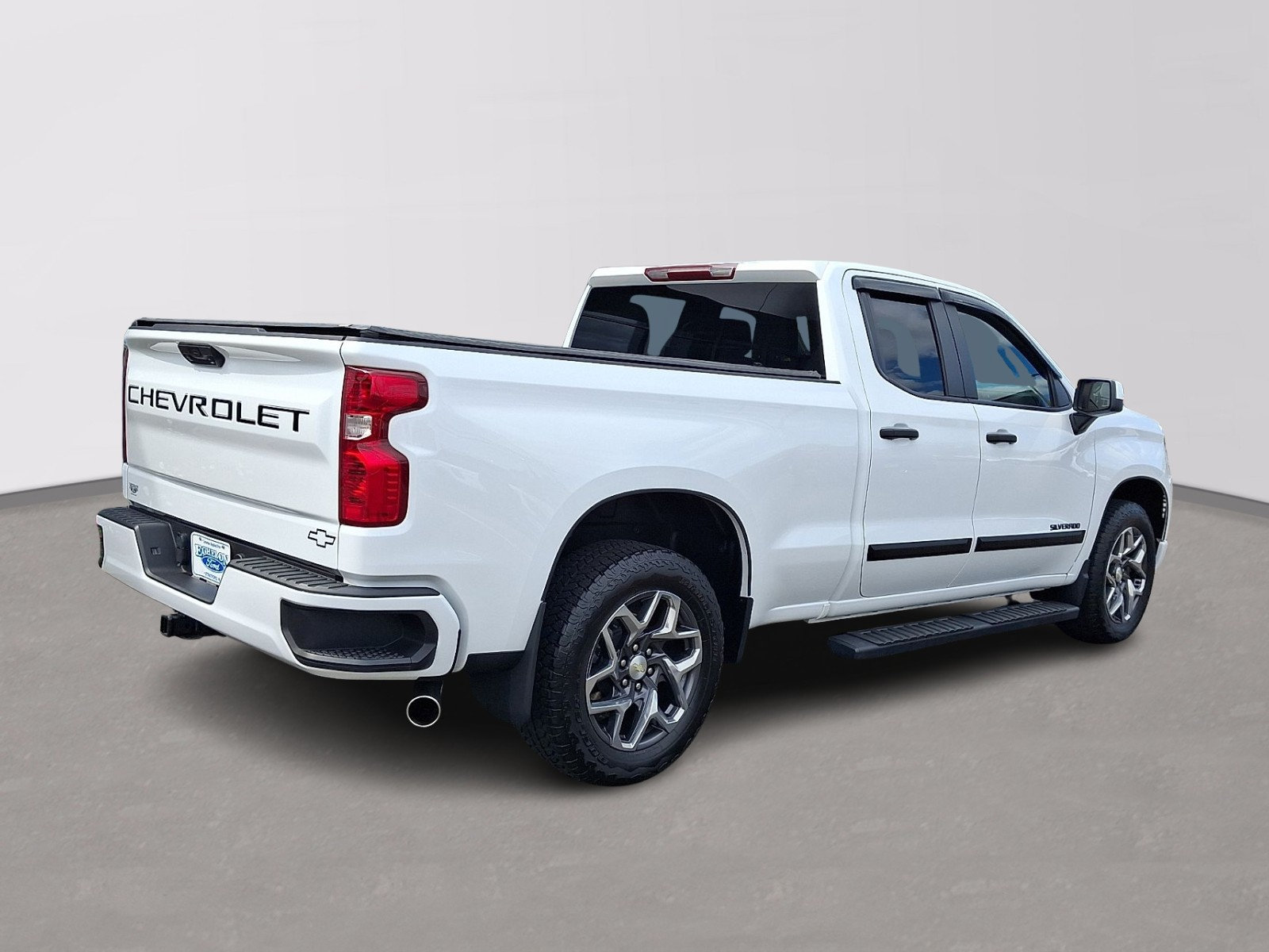 Used 2024 Chevrolet Silverado 1500 Custom RWD image 6