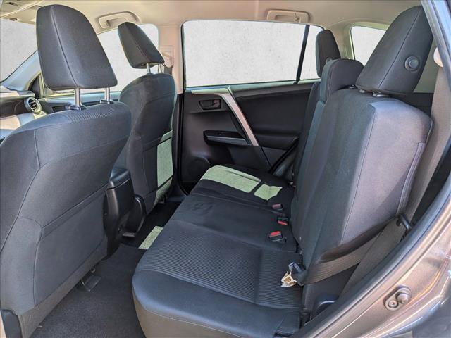 Used 2017 Toyota RAV4 LE FWD image 17