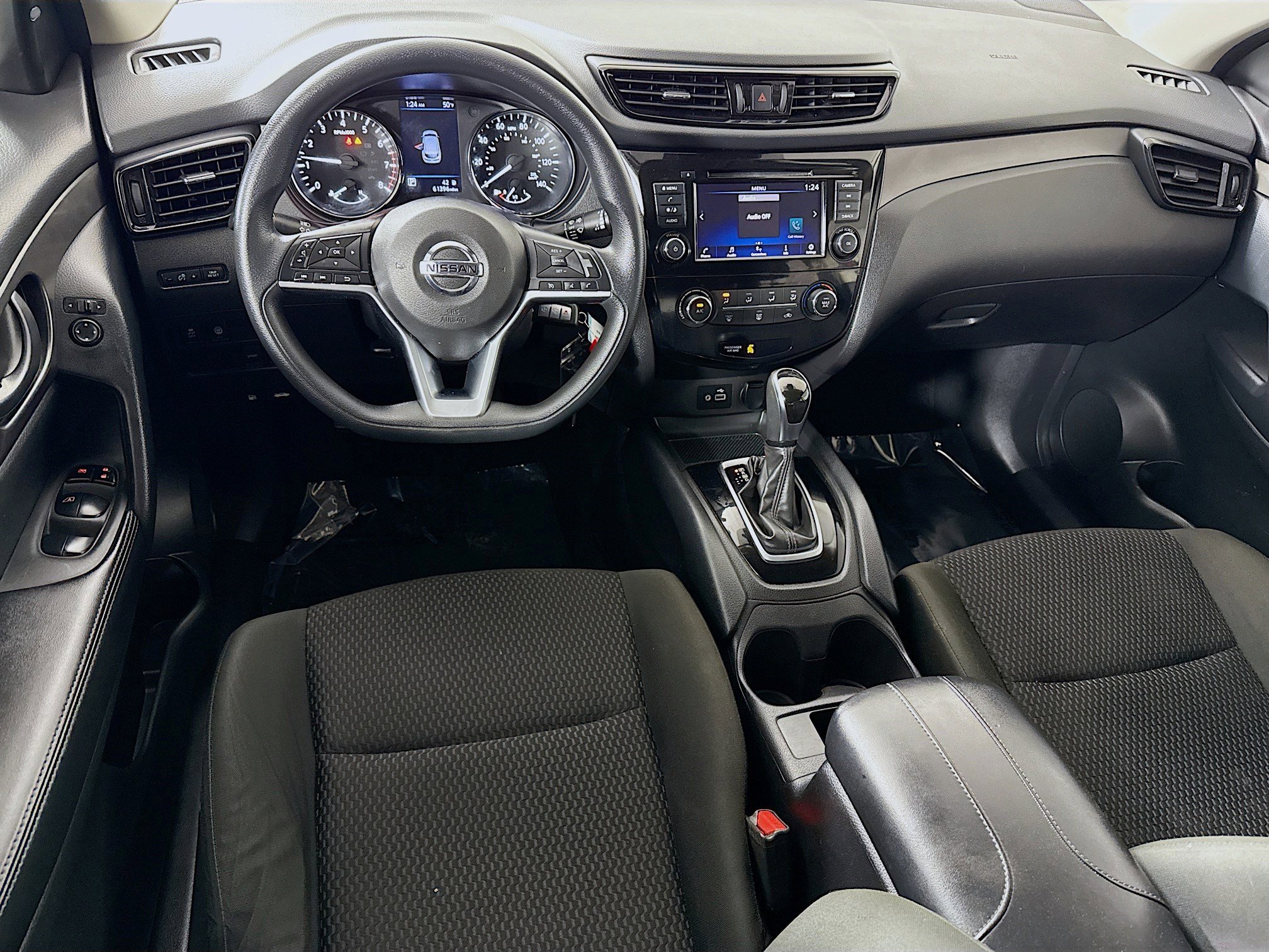 Used 2021 Nissan Rogue Sport S image 17