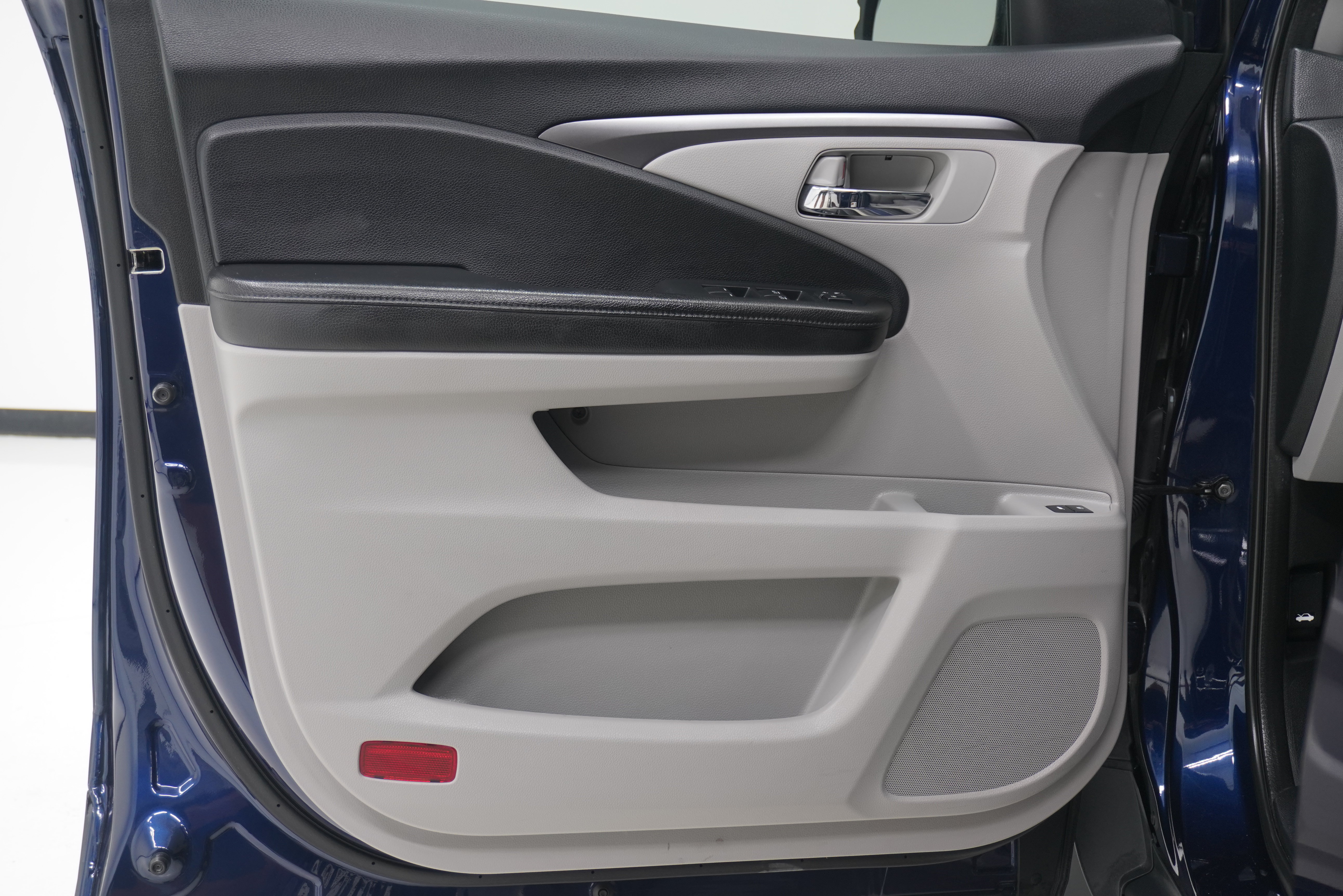 Used 2017 Honda Pilot EX-L image 16