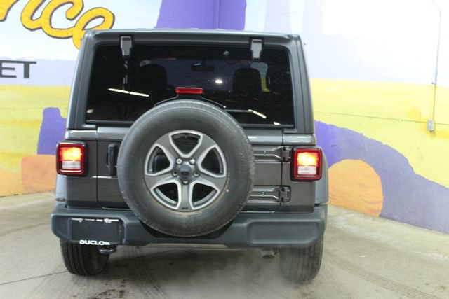Used 2021 Jeep Wrangler Sport S image 7