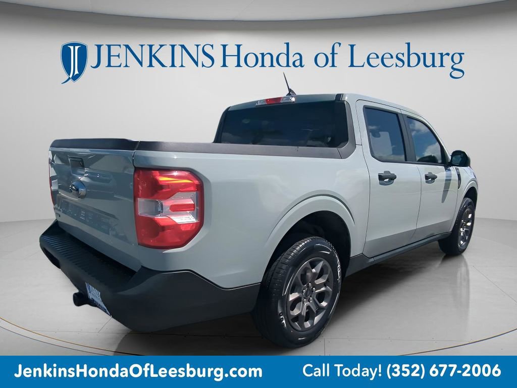 Used 2023 Ford Maverick XLT image 3