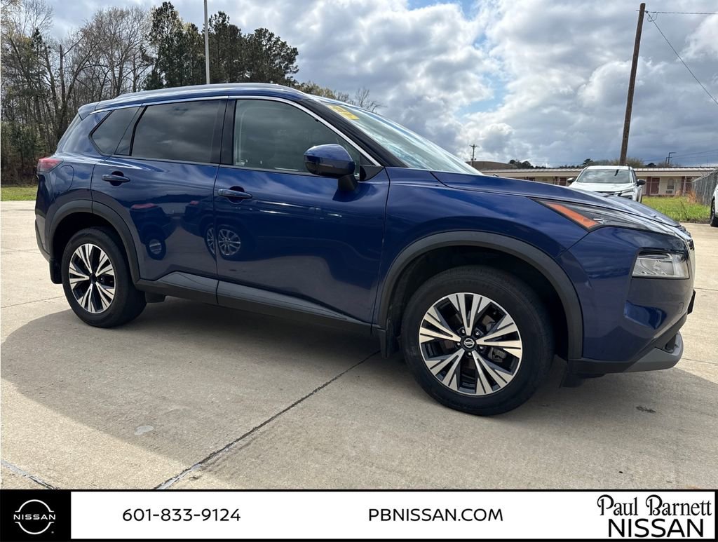 Used 2021 Nissan Rogue SV w/ Premium Package image 12