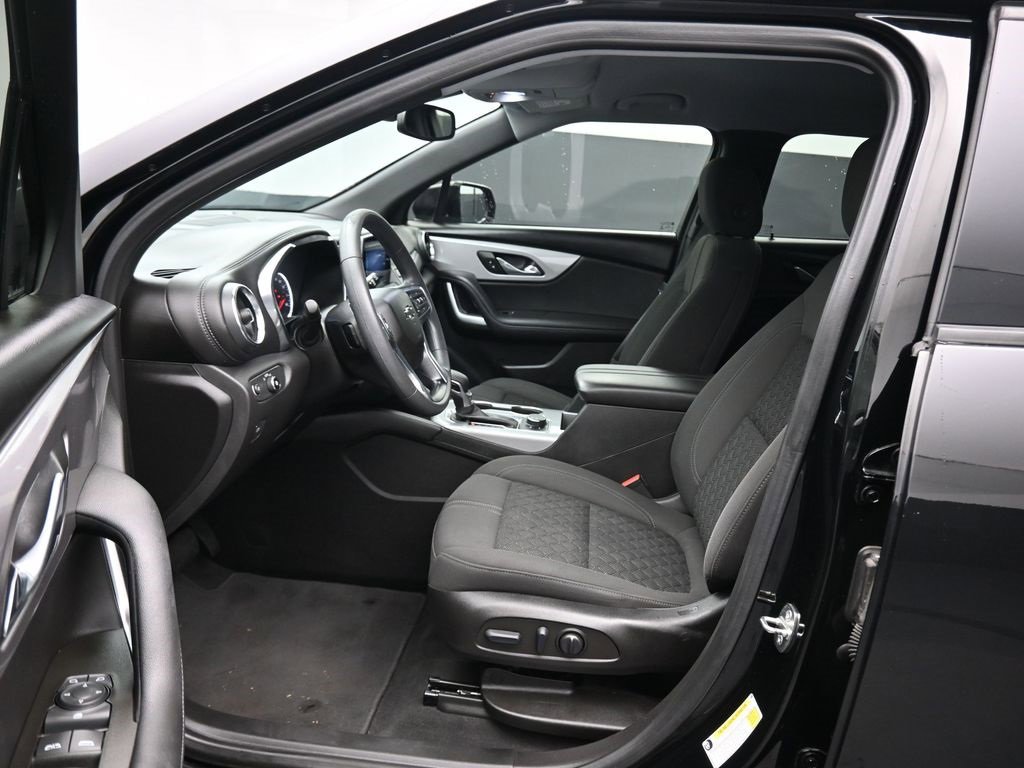 Used 2022 Chevrolet Blazer LT image 12