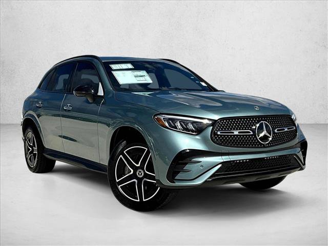 Used 2026 Mercedes-Benz GLC 300 image 2